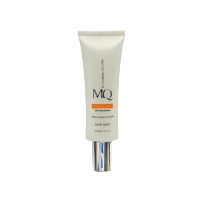 کرم ضد آفتاب رنگی فاقد چربی ام کیو SPF50 بژ روشن 1